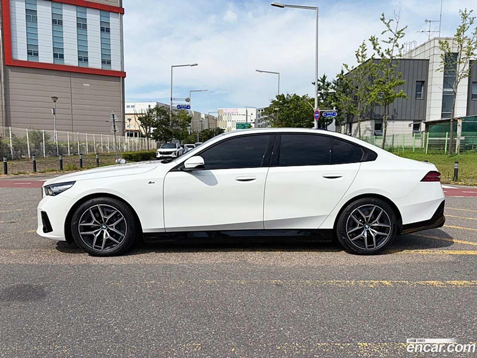 BMW i5 2025 — 12