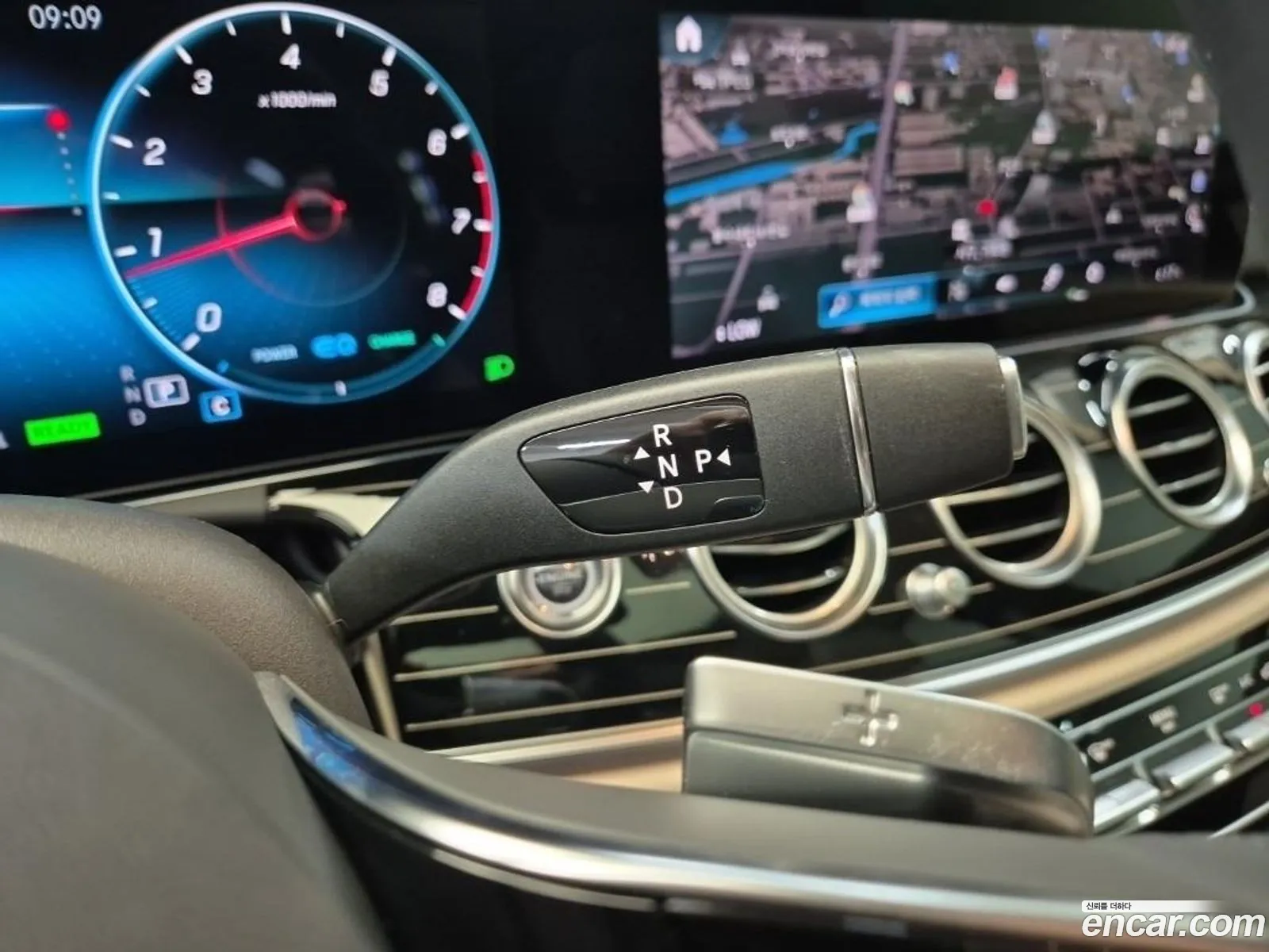 Mercedes-Benz E-Class W213 2023 — 10