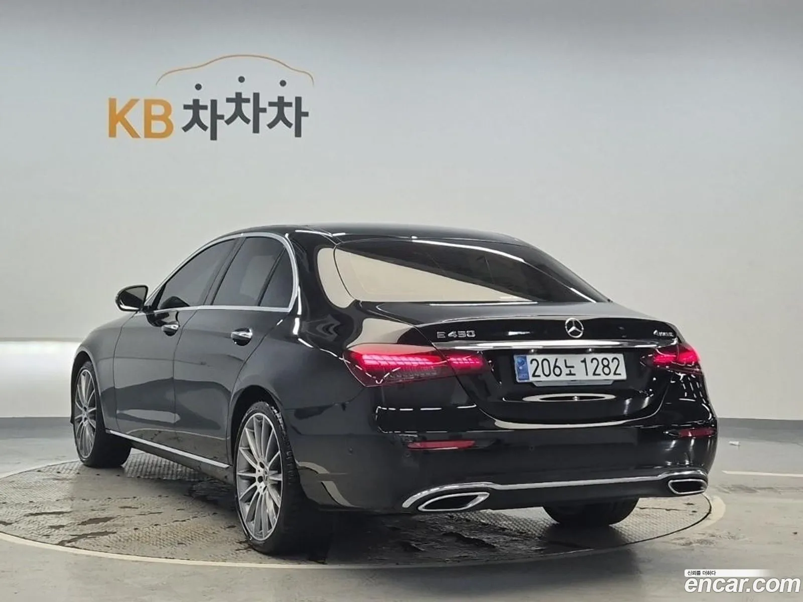 Mercedes-Benz E-Class W213 2023 — 6