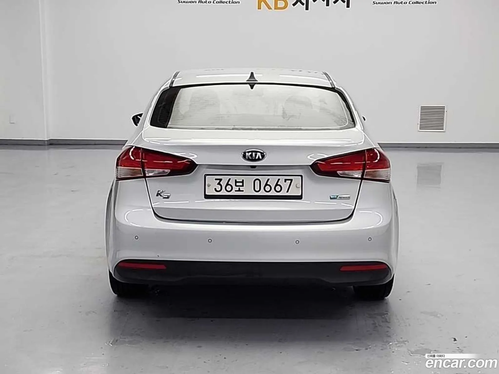 Kia K3 2016 — 10