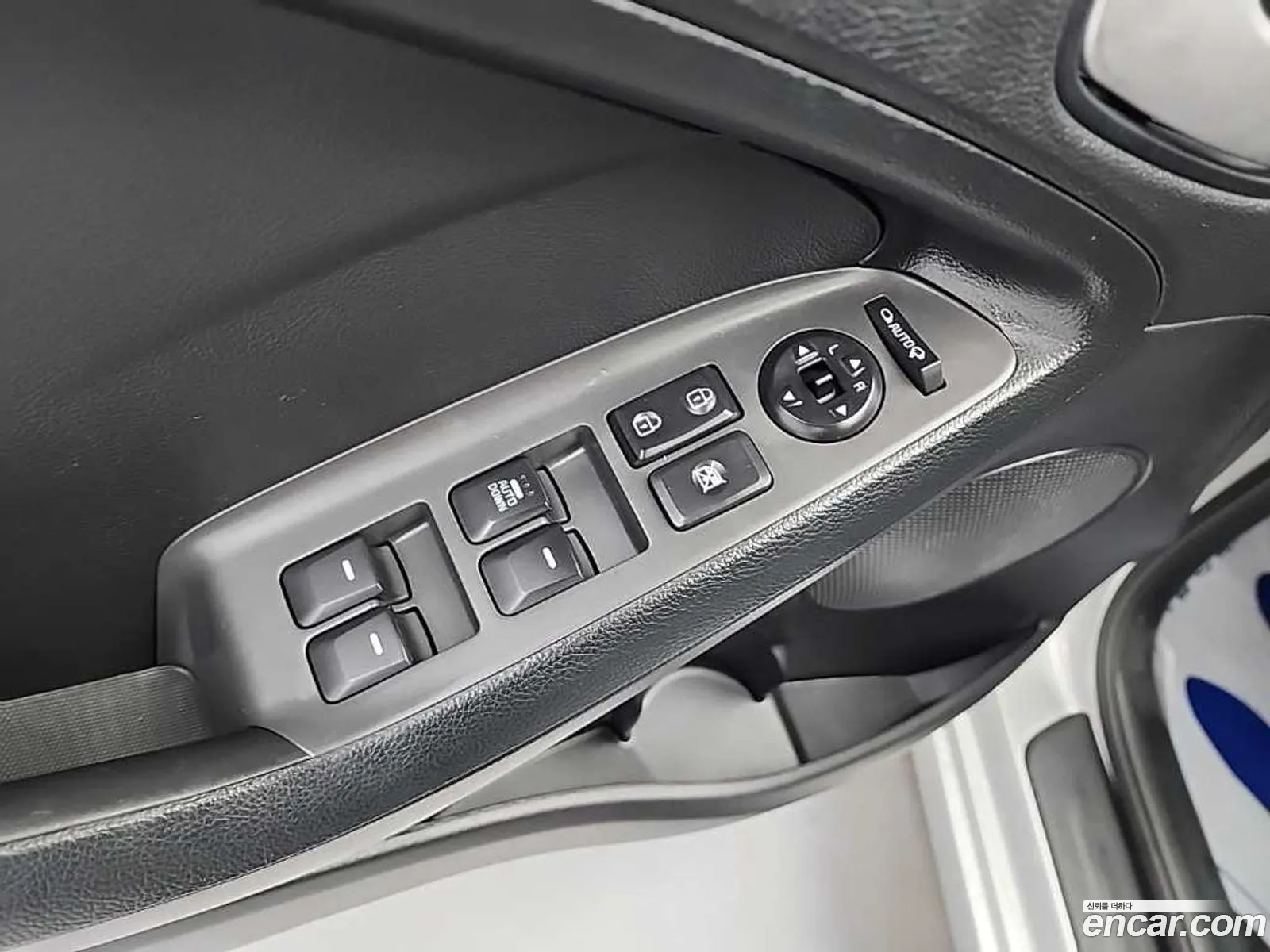 Kia K3 2016 — 14