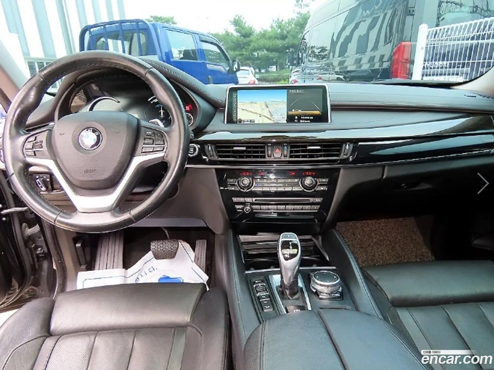 BMW X6 2015 — 16
