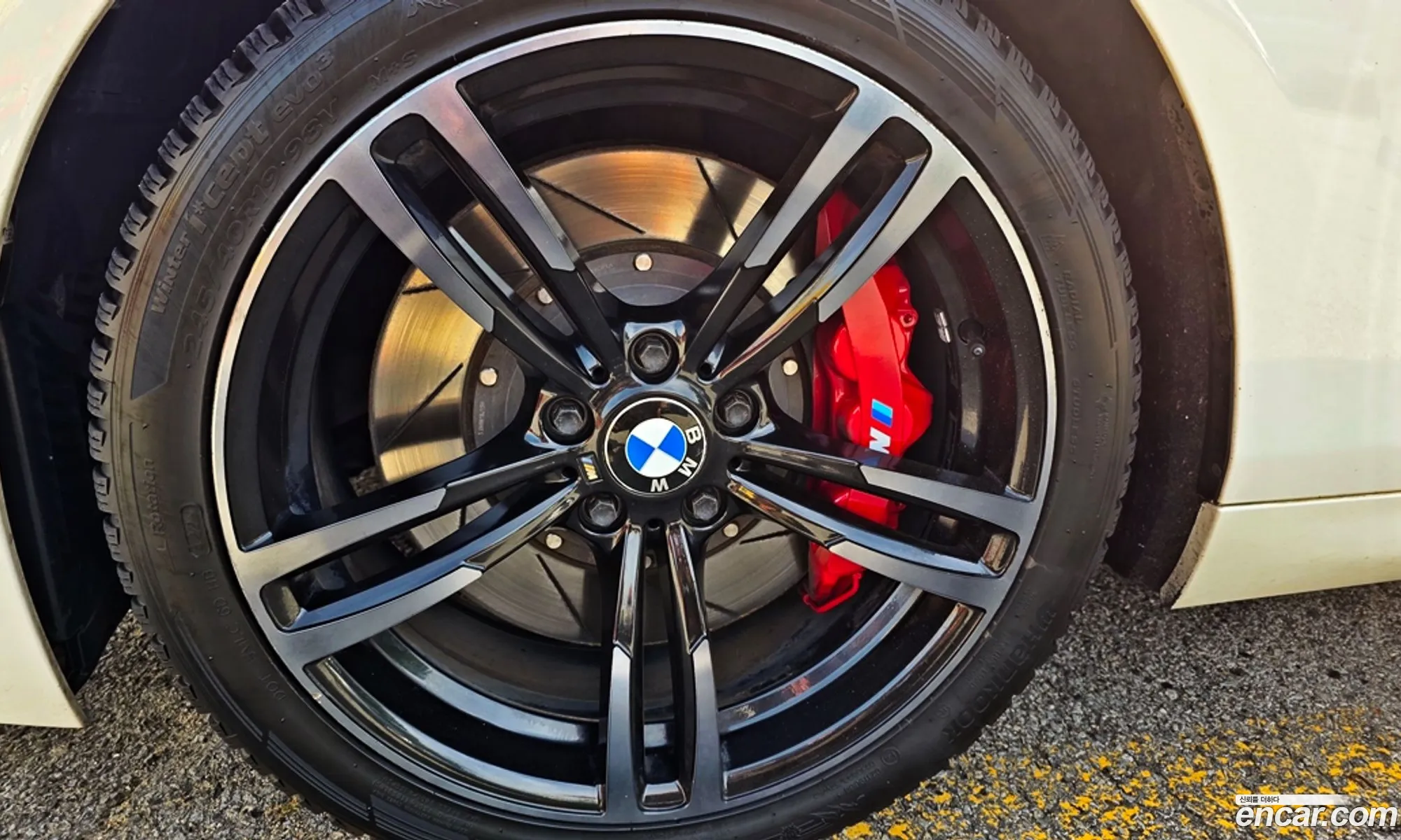 BMW 6 Series 2012 — 13