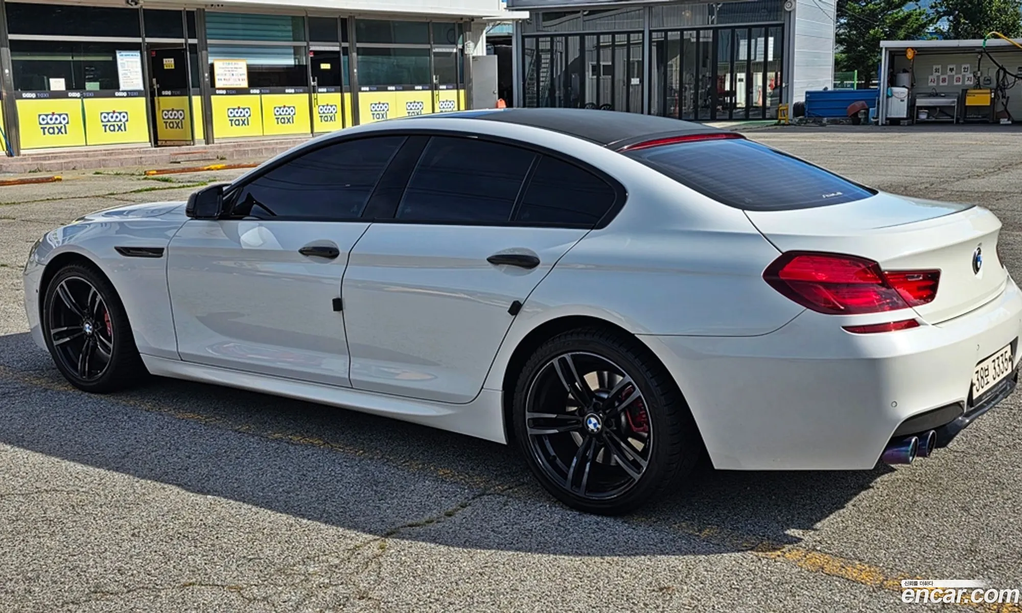 BMW 6 Series 2012 — 6