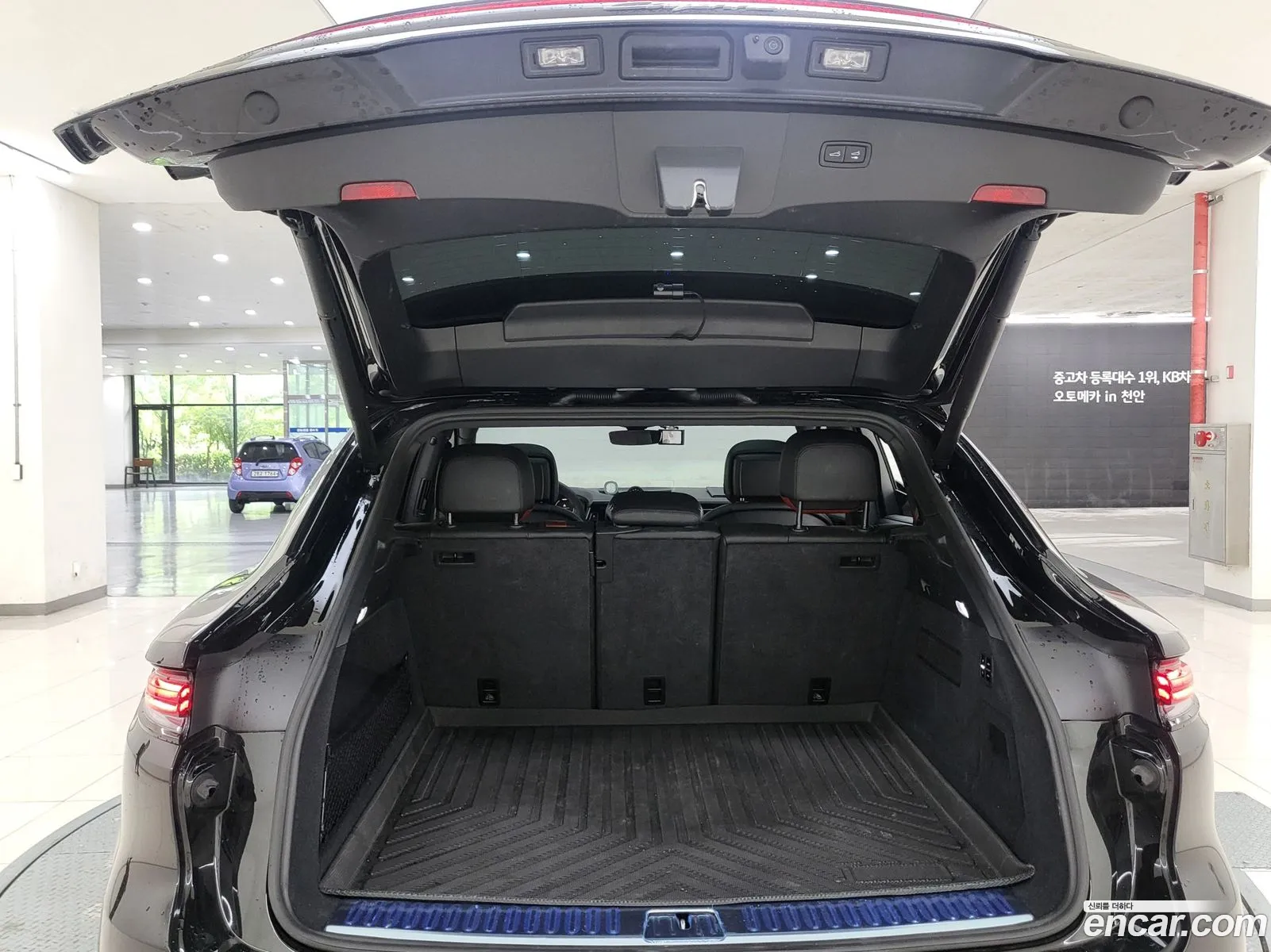 Porsche Cayenne 2025 — 13
