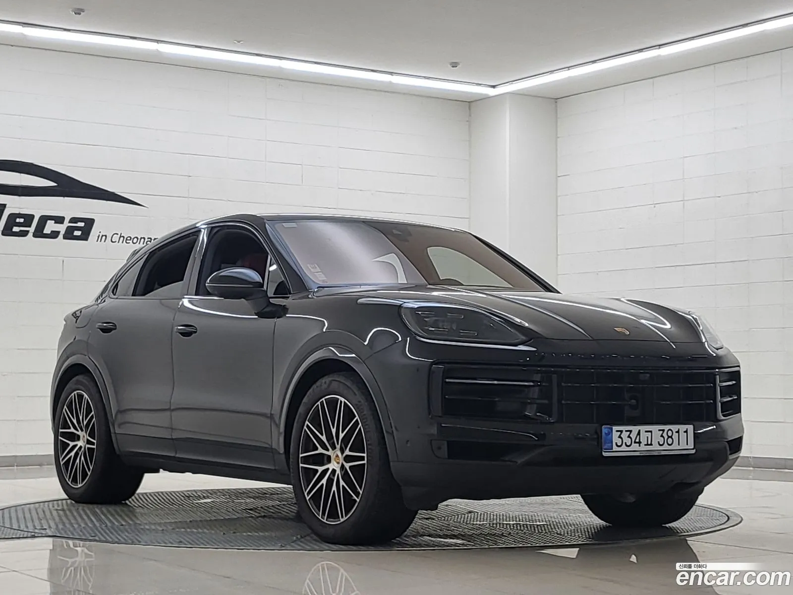 Porsche Cayenne 2025 — 3