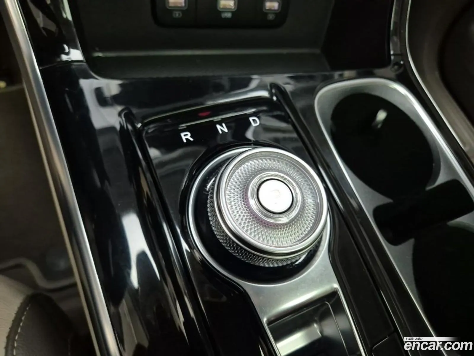Kia Carnival 2020 — 5