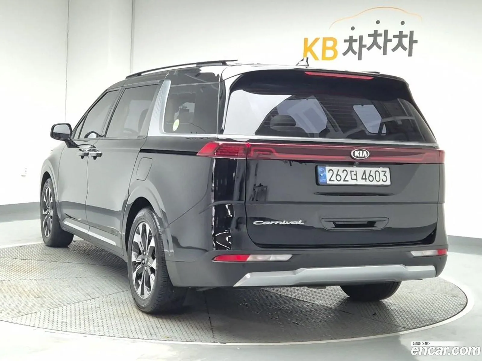 Kia Carnival 2020 — 12
