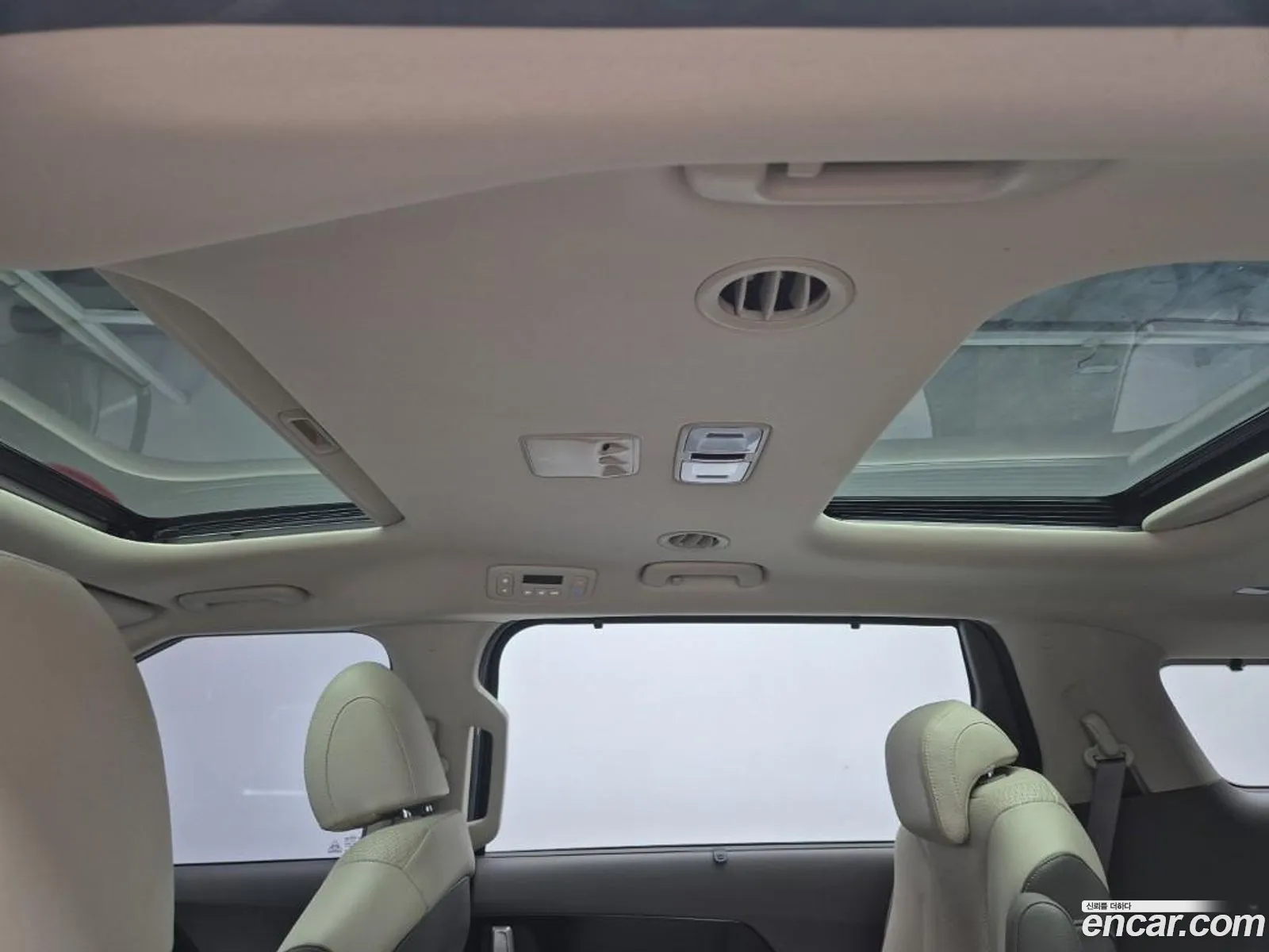 Kia Carnival 2020 — 10