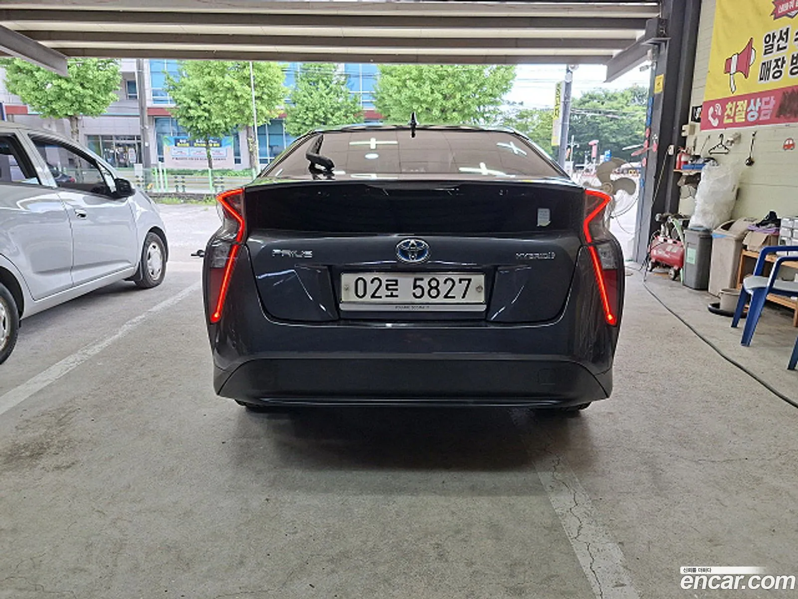 Toyota Prius 2018 — 11