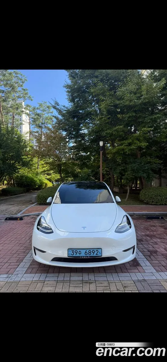 Tesla Model Y 2022 — 4