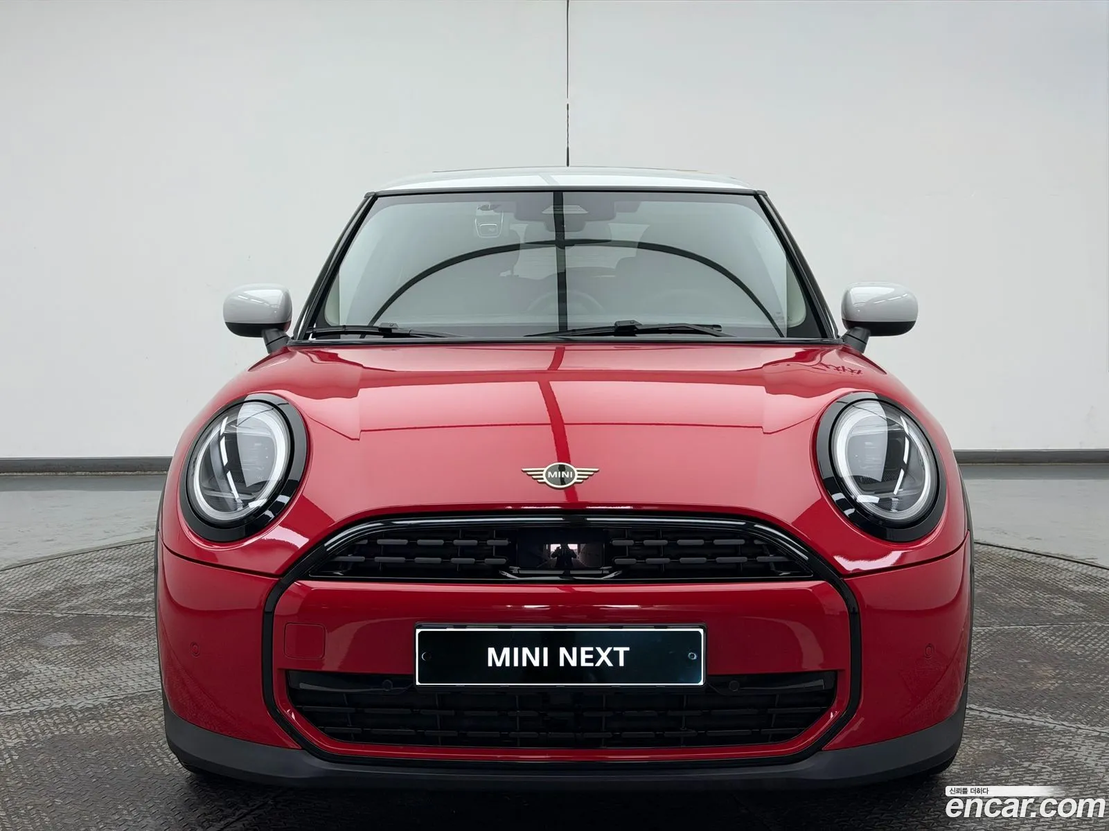 Mini Cooper C 2025 — 4