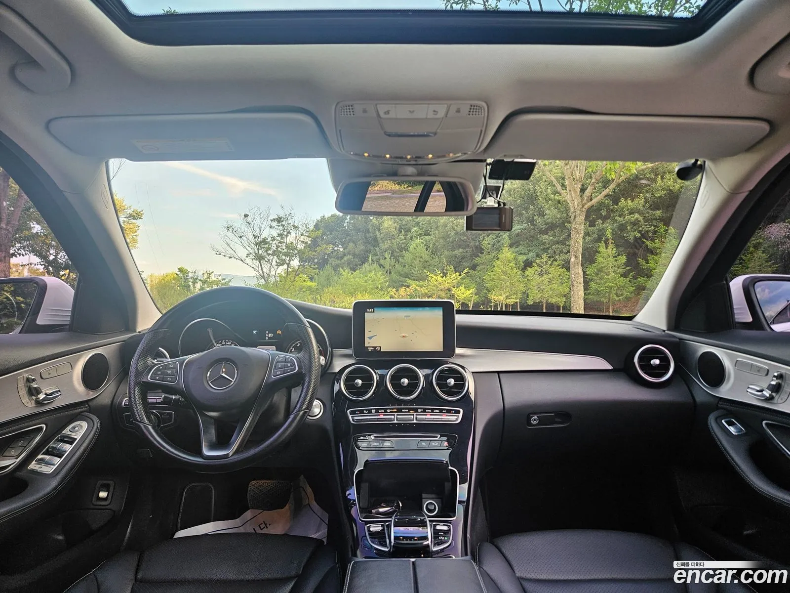 Mercedes-Benz C-Class W205 2014 — 19