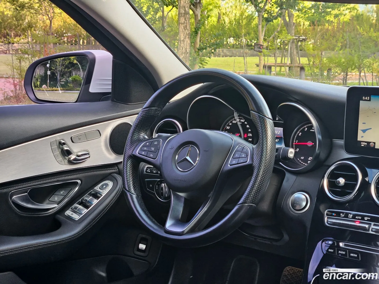 Mercedes-Benz C-Class W205 2014 — 4