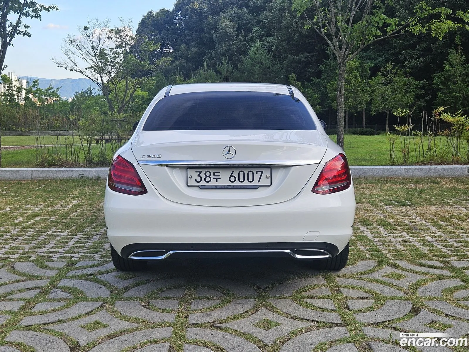 Mercedes-Benz C-Class W205 2014 — 10