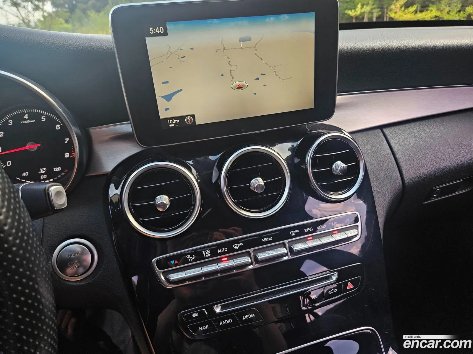 Mercedes-Benz C-Class W205 2014 — 13
