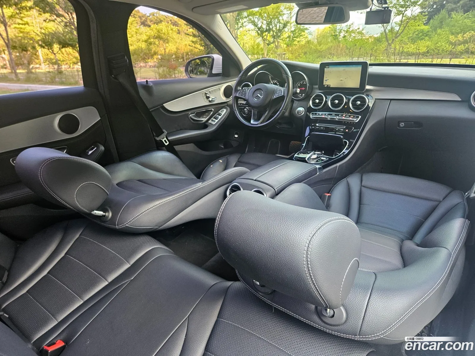 Mercedes-Benz C-Class W205 2014 — 15