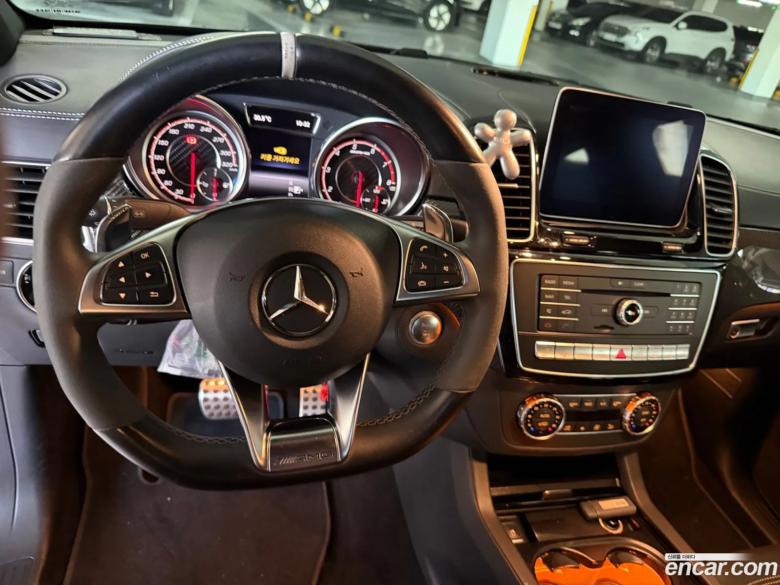 Mercedes-Benz GLE-Class W166 2018 — 3