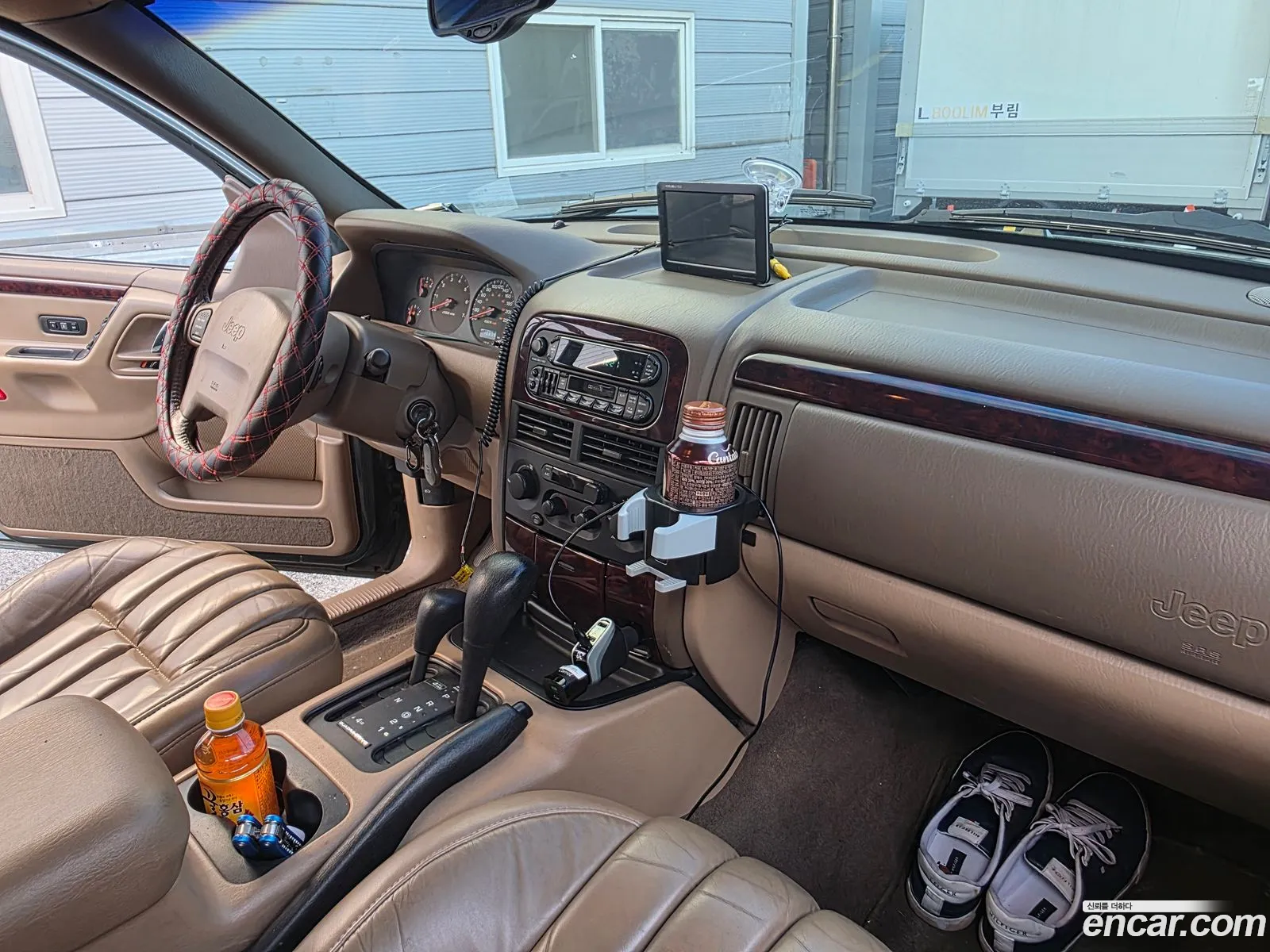 Jeep Grand Cherokee 2000 — 4
