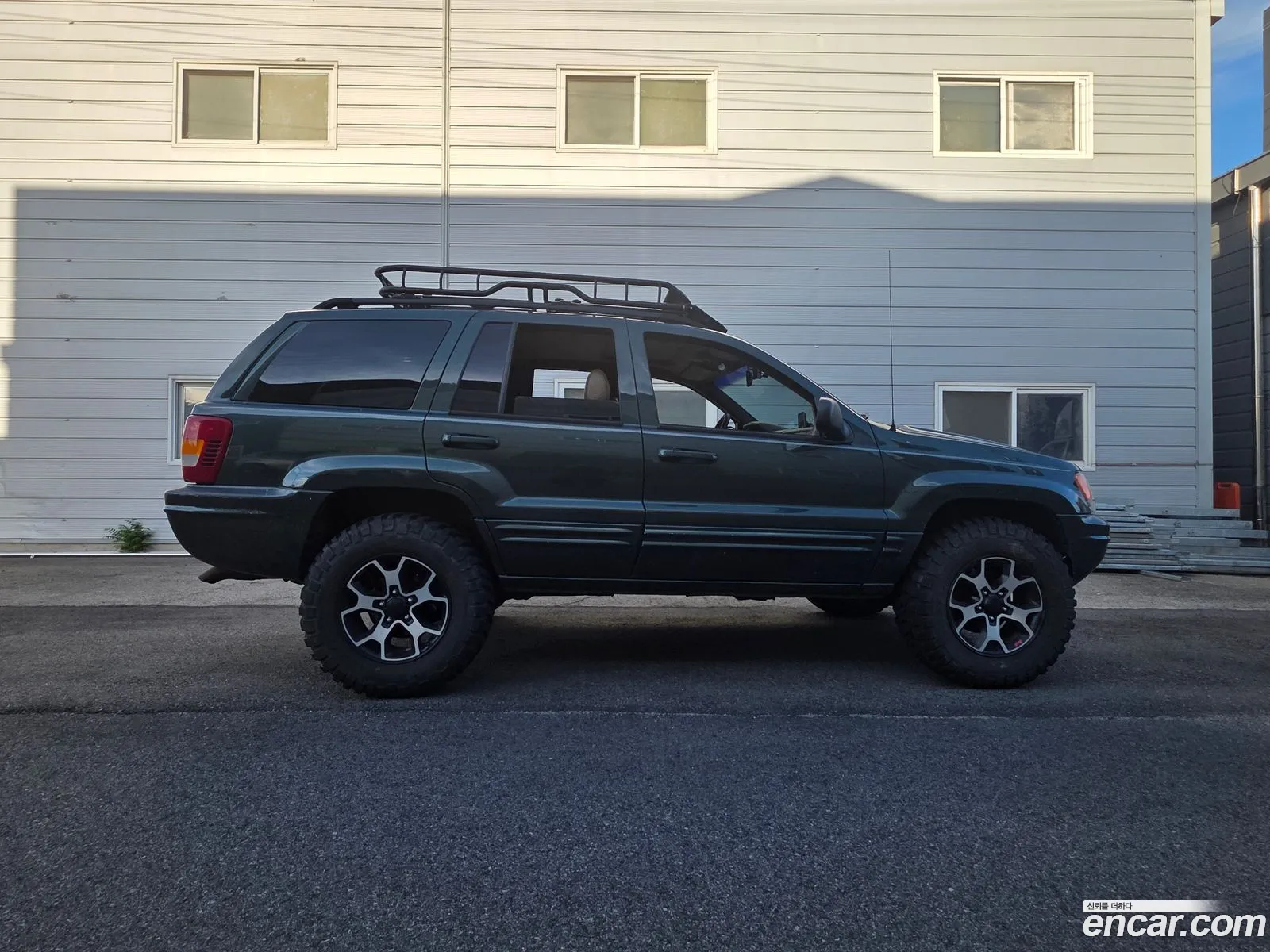 Jeep Grand Cherokee 2000 — 6