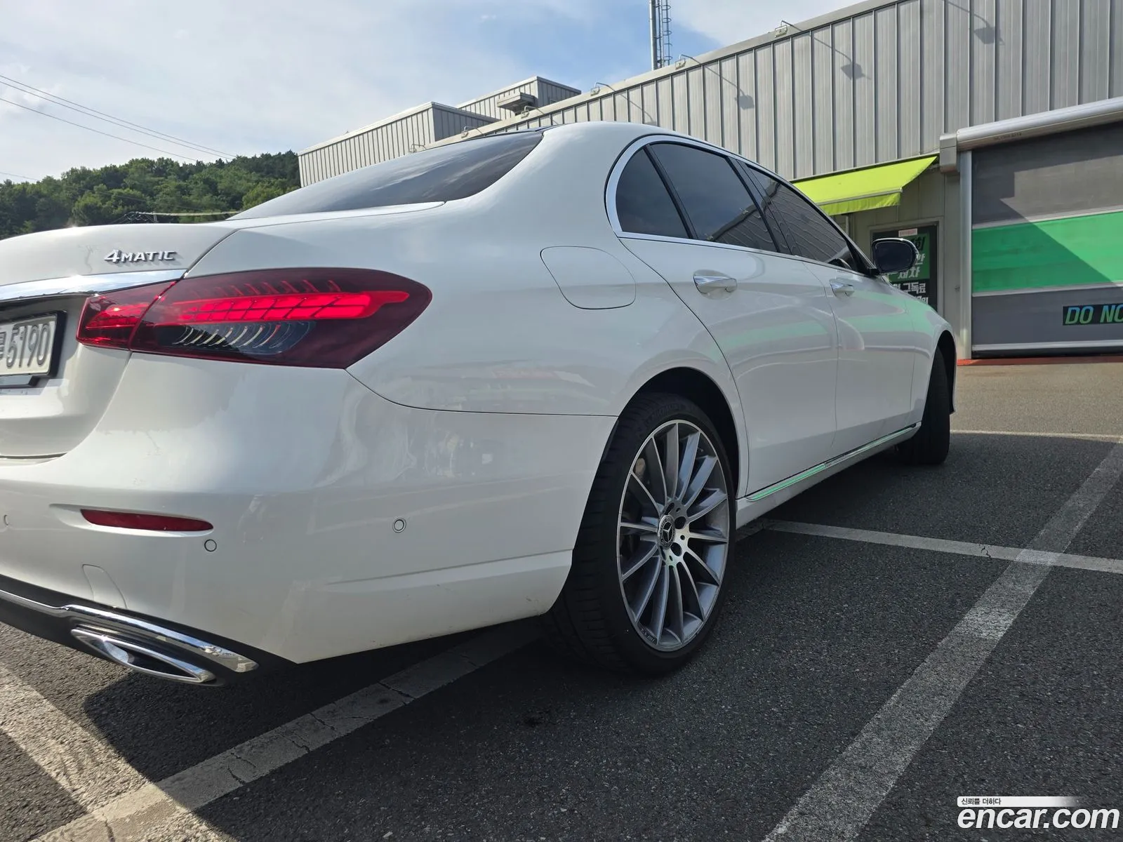 Mercedes-Benz E-Class W213 2023 — 14