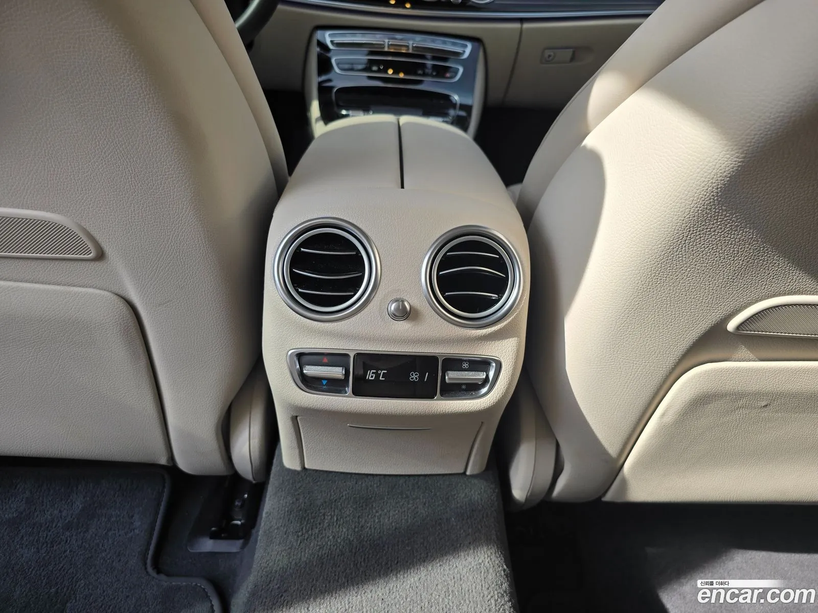 Mercedes-Benz E-Class W213 2023 — 15