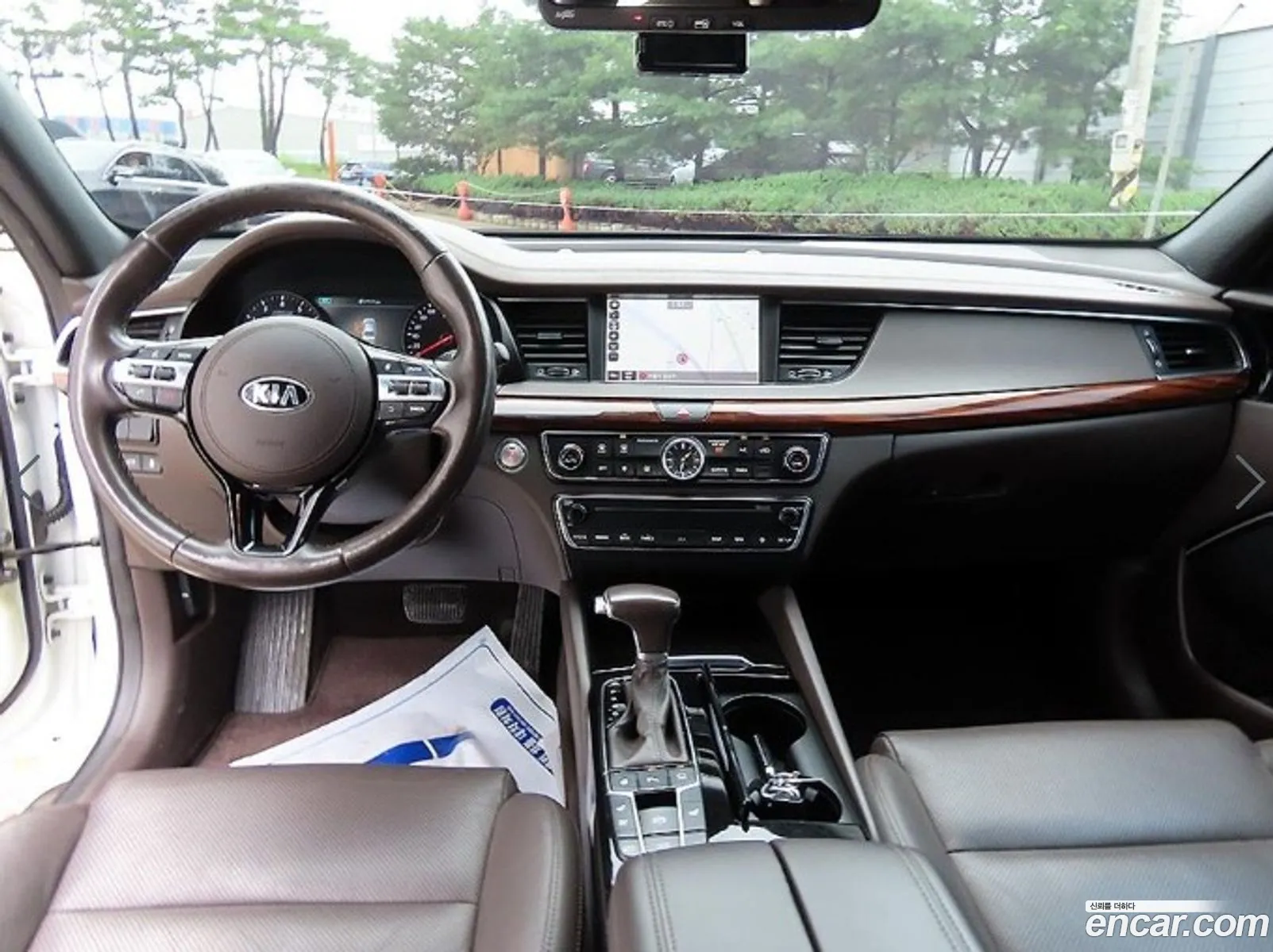 Kia K7 2017 — 12