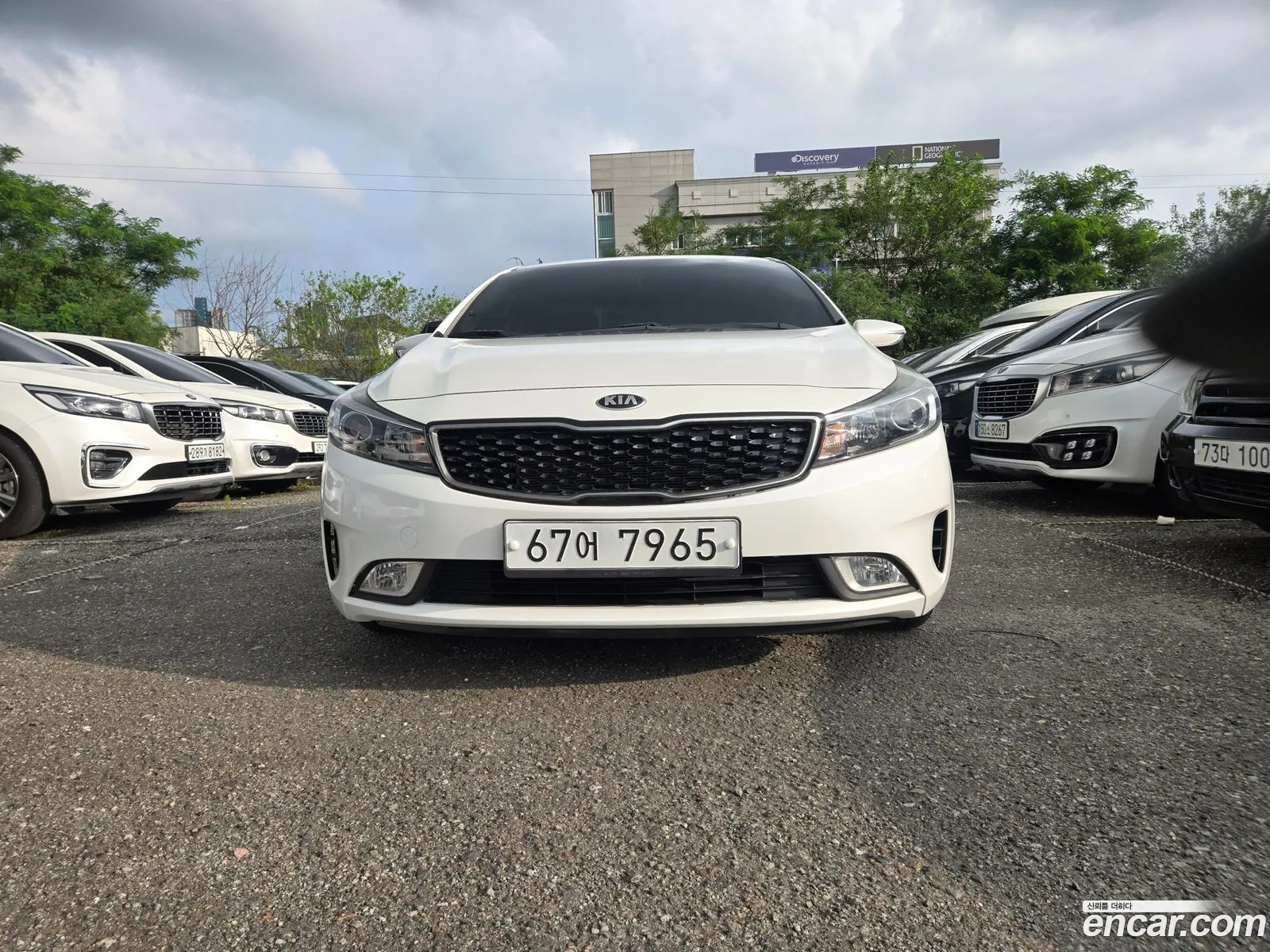 Kia K3 2017 — 19
