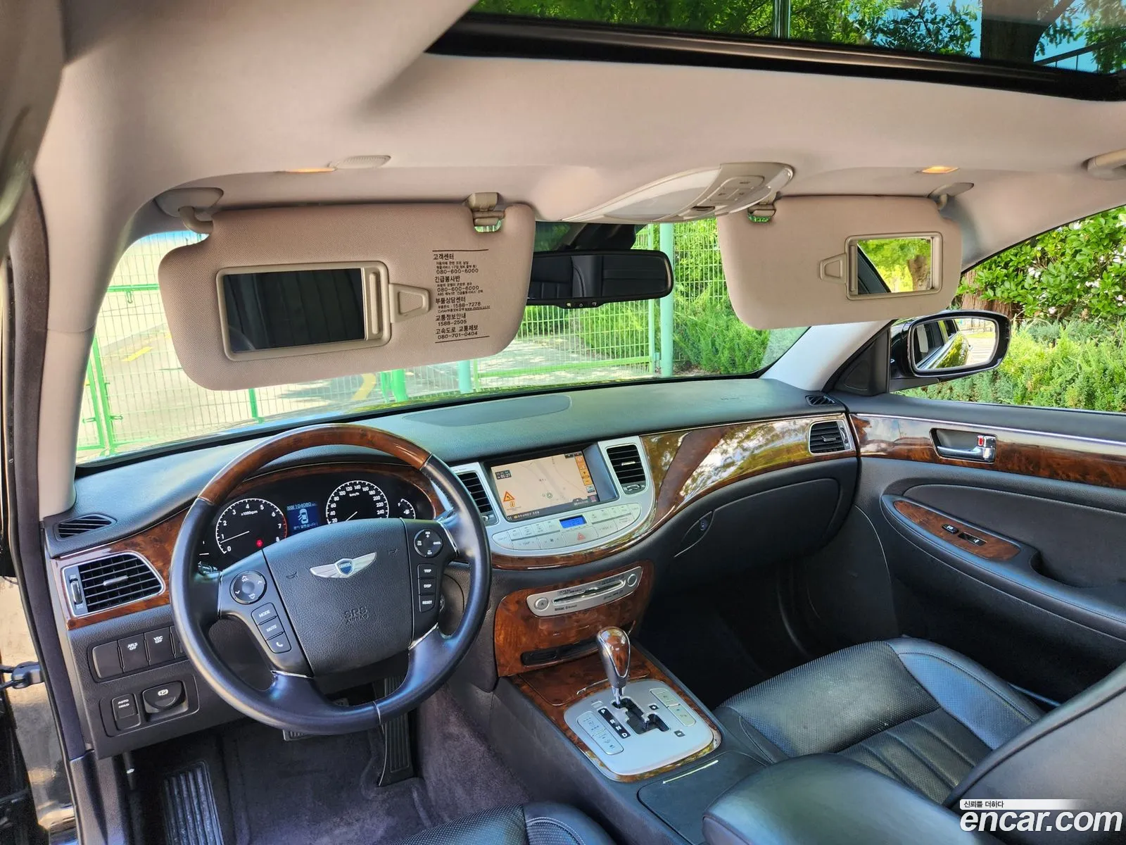 Hyundai Genesis 2008 — 16