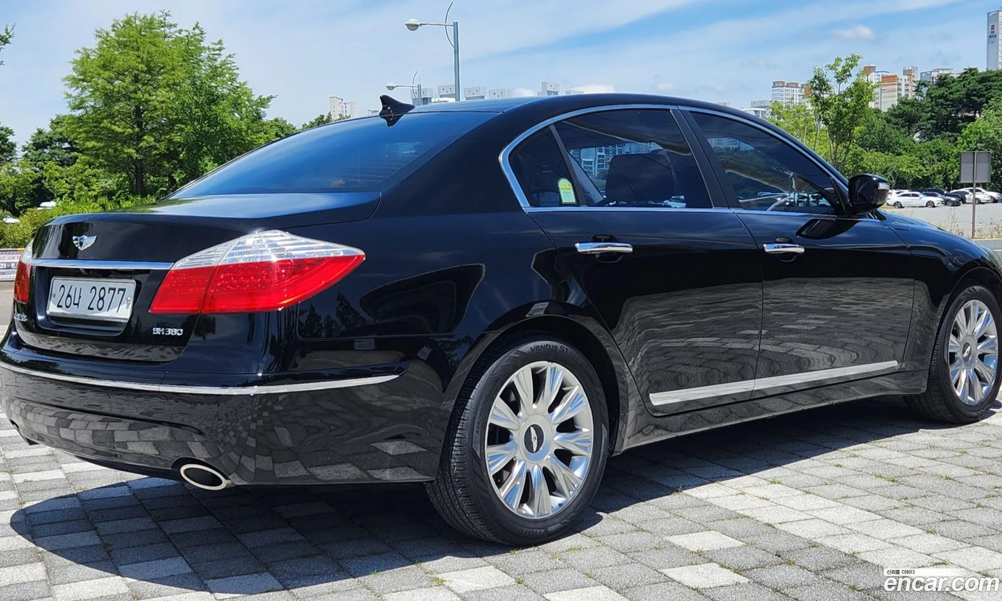 Hyundai Genesis 2008 — 4