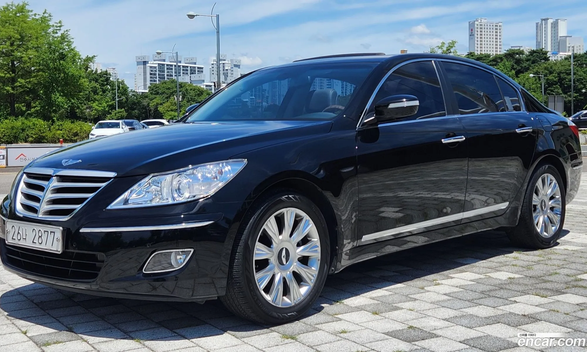 Hyundai Genesis 2008 — 3