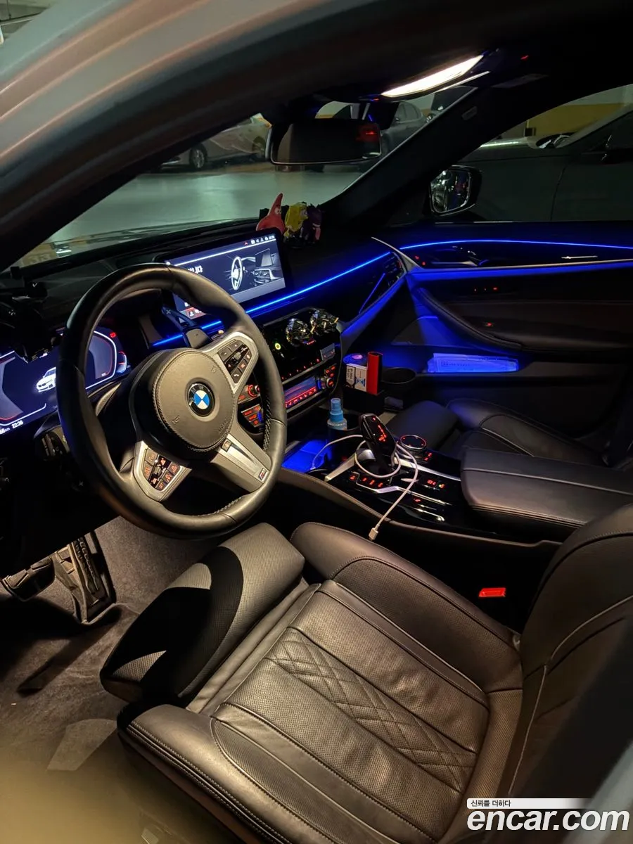 BMW 5 Series 2023 — 8