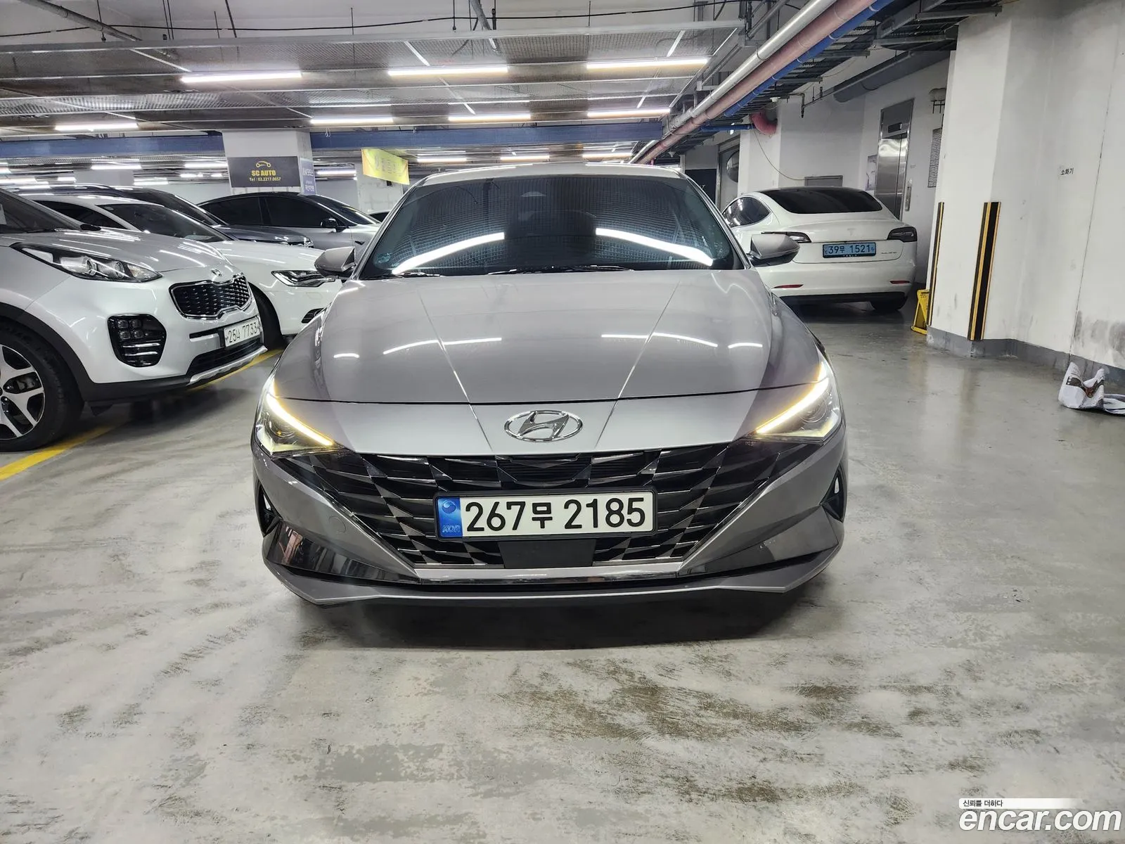 Hyundai Elantra Hybrid 2022 — 13