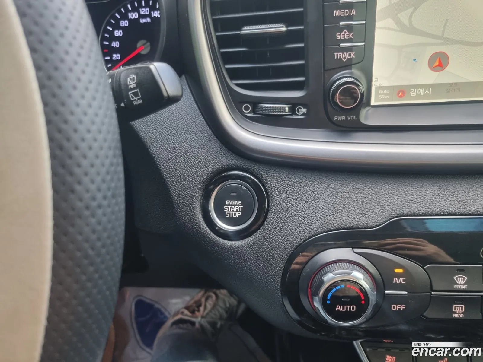 Kia Sorento 2015 — 11