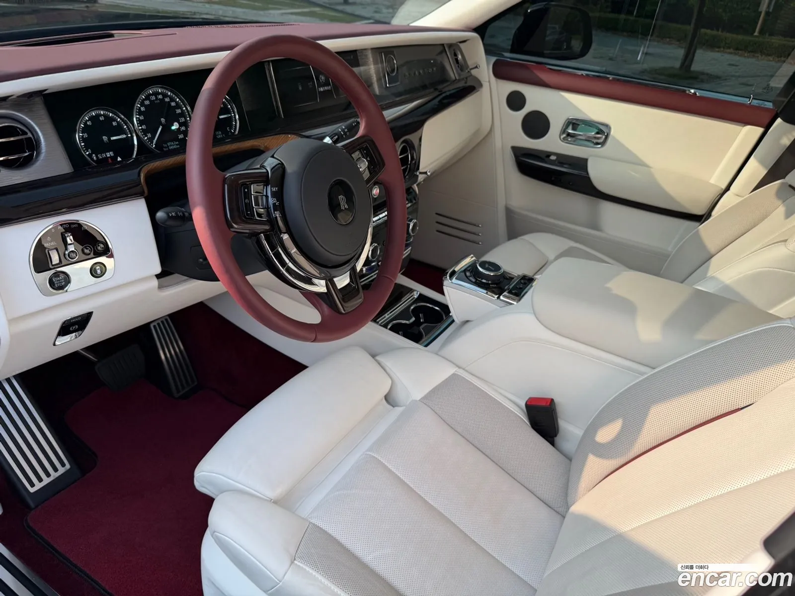Rolls-Royce Phantom 2023 — 13