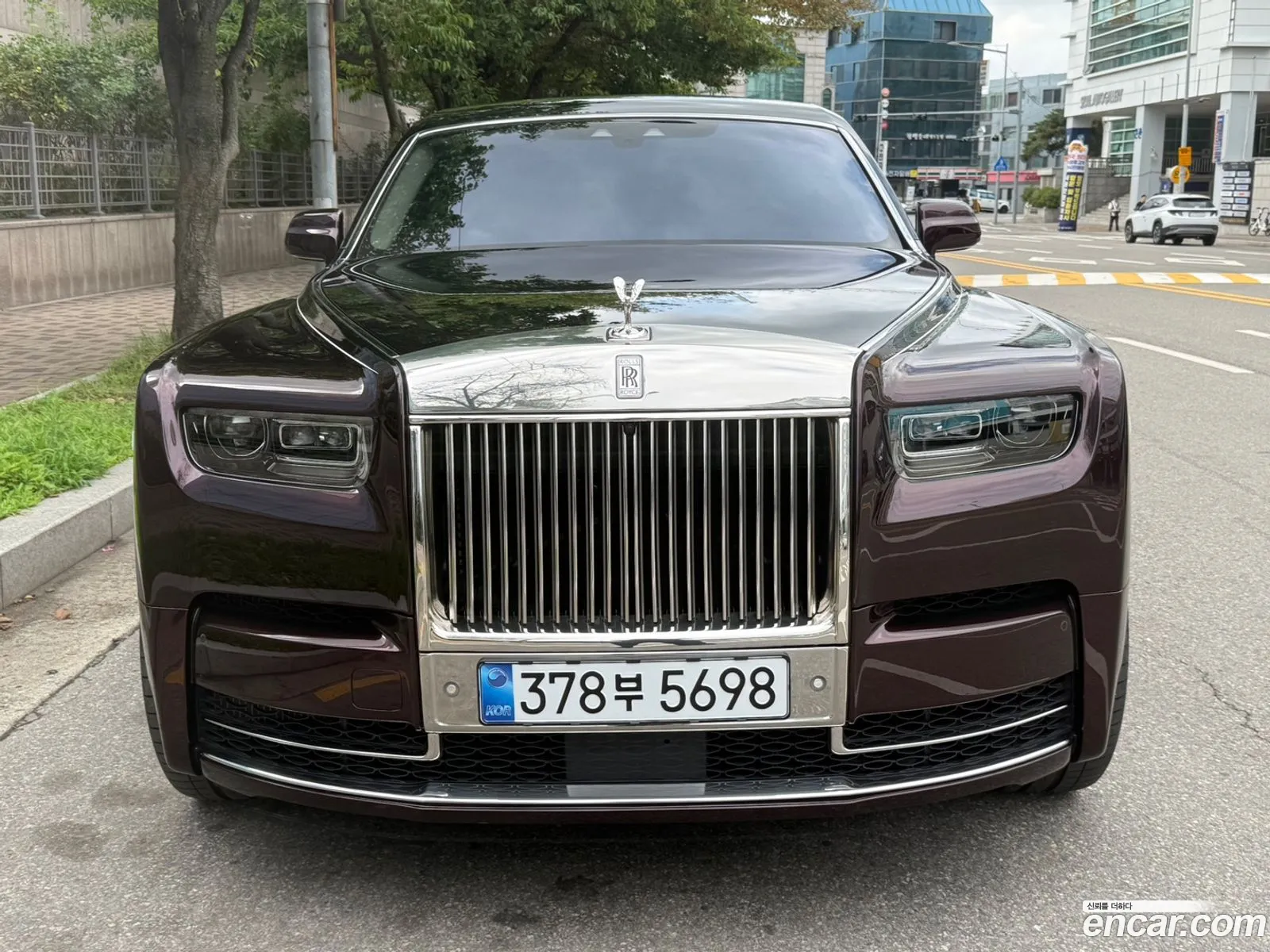 Rolls-Royce Phantom 2023 — 16
