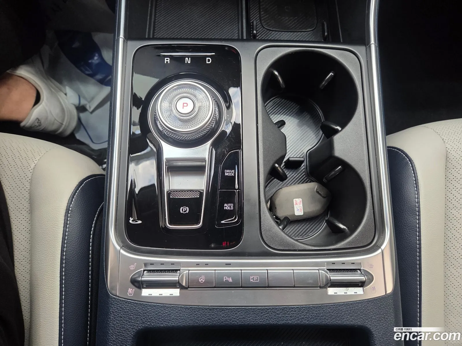 Kia Carnival 2024 — 18