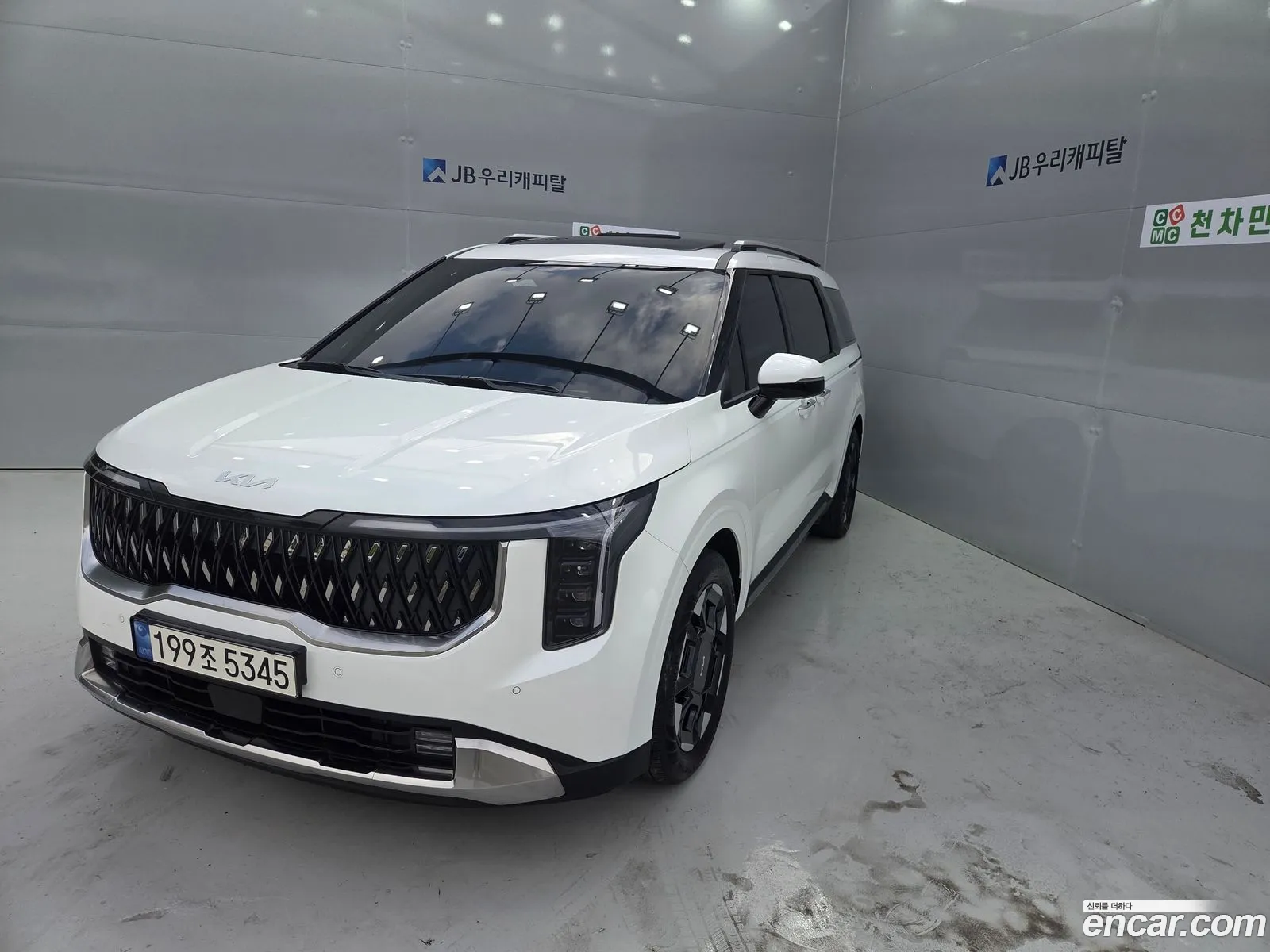 Kia Carnival 2024 — 8