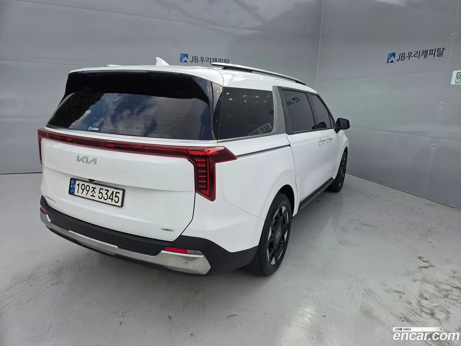 Kia Carnival 2024 — 14