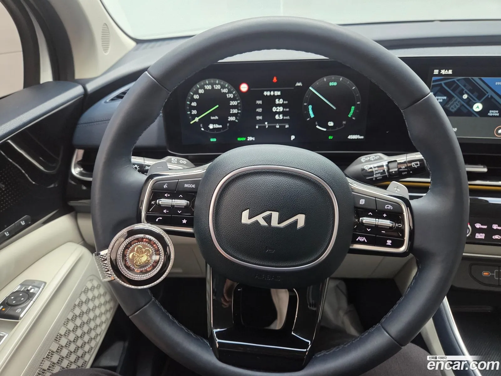 Kia Carnival 2024 — 7