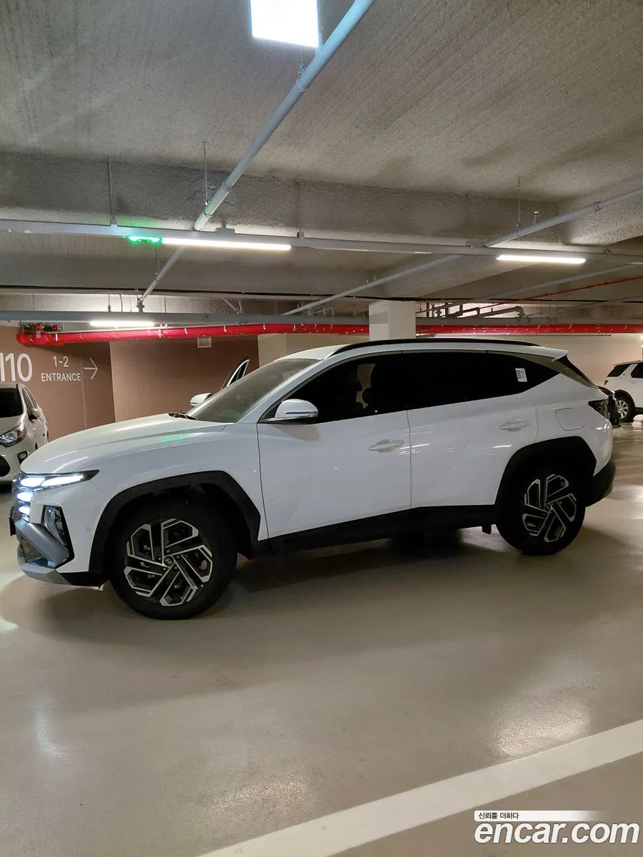 Hyundai Tucson Hybrid 2024 — 9