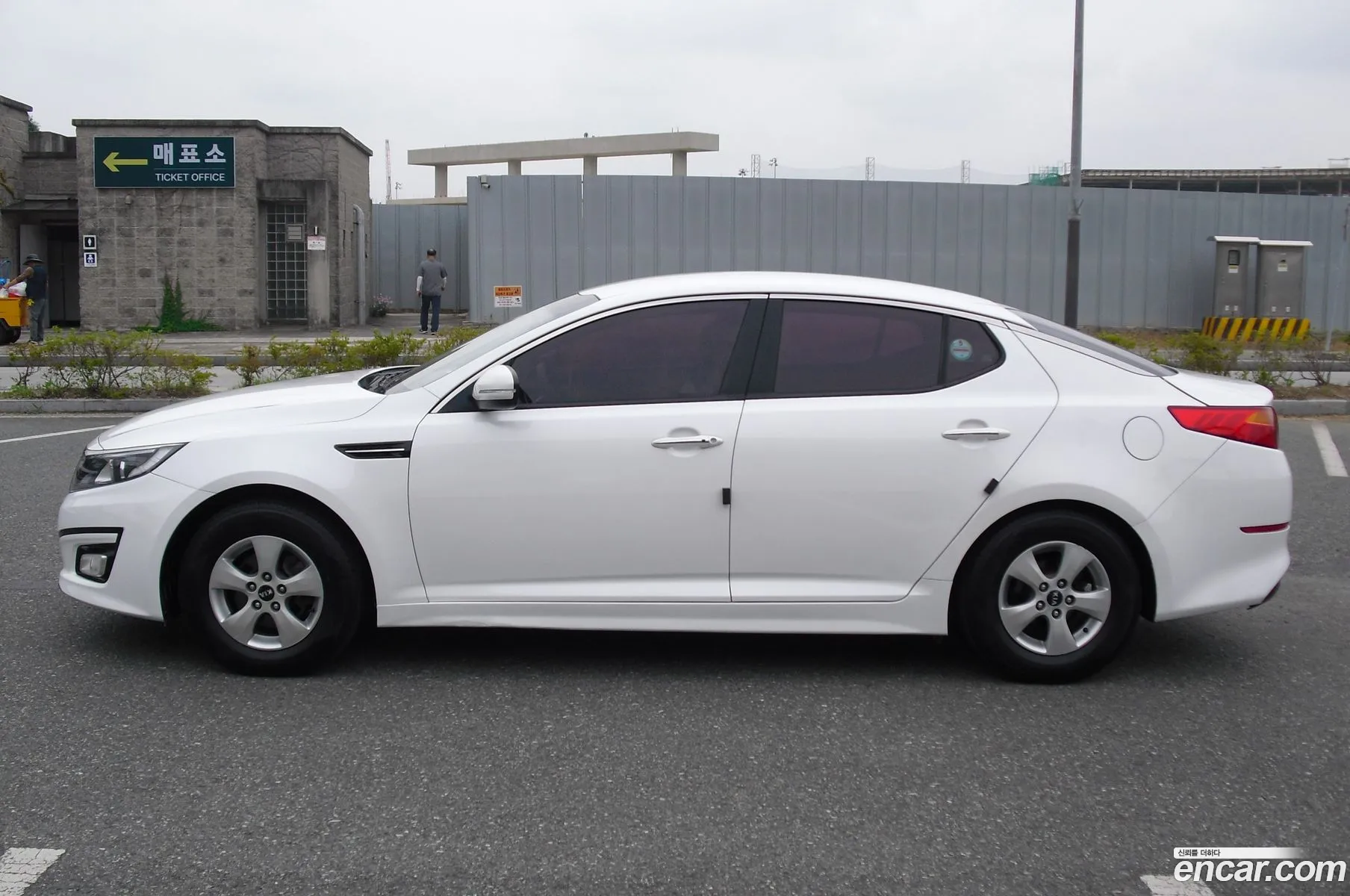 Kia K5 2015 — 19