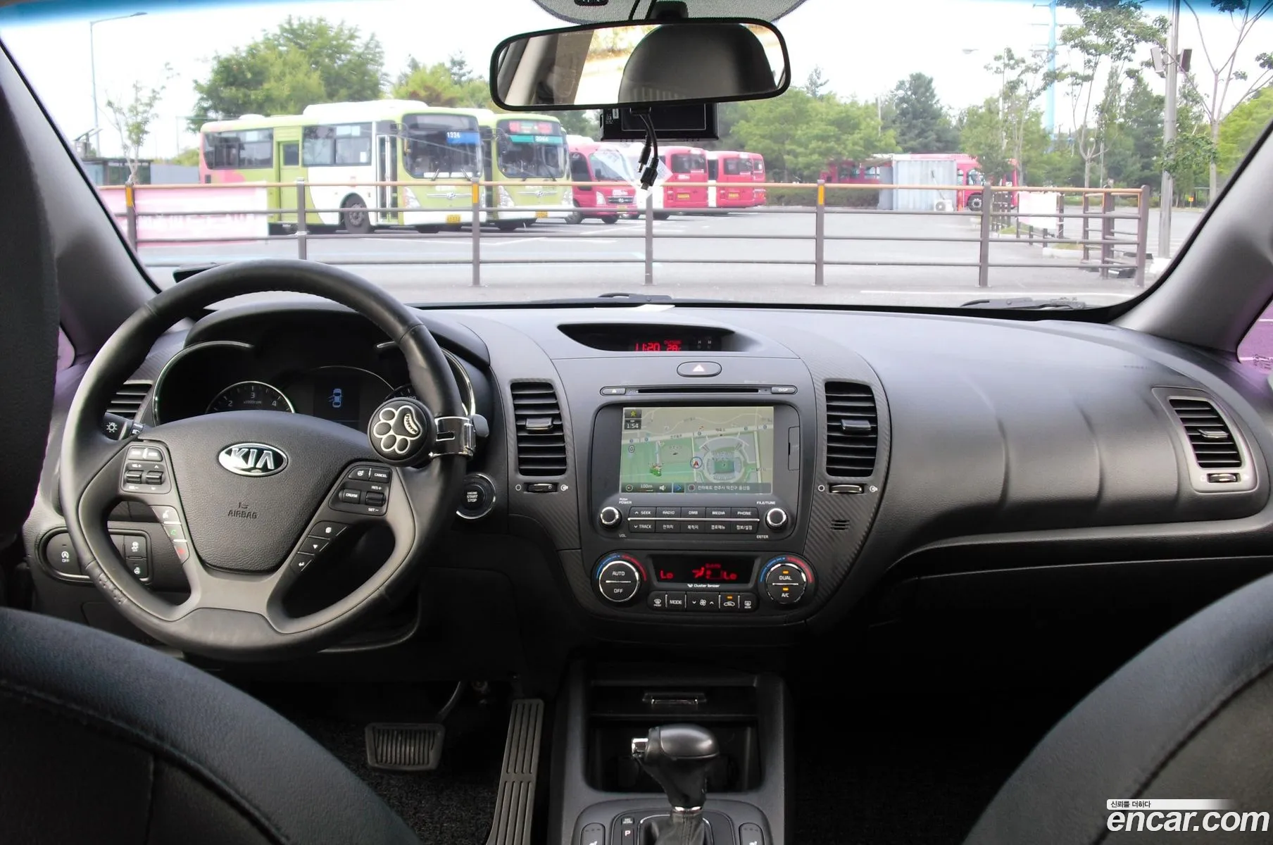 Kia K3 2015 — 2