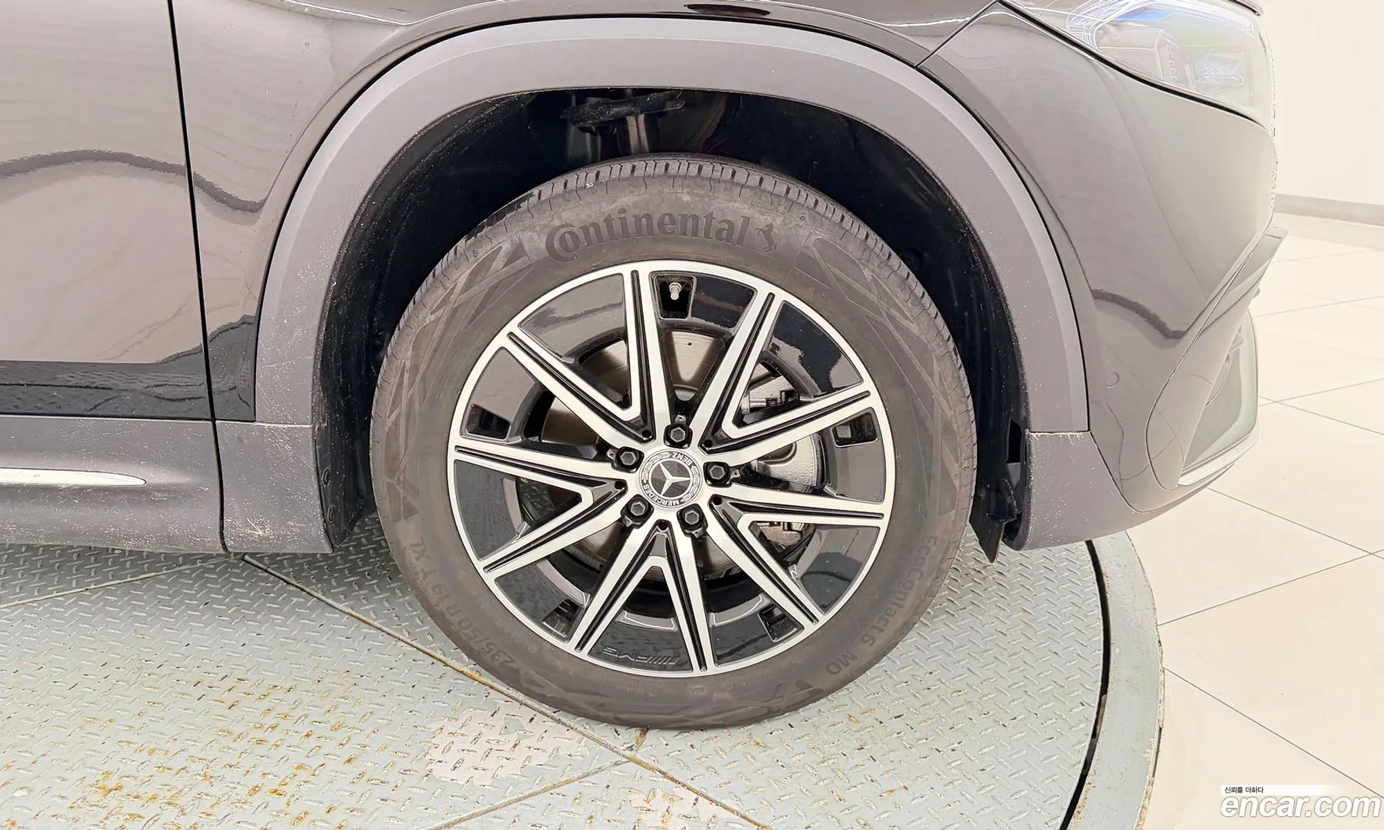 Mercedes-Benz EQB X243 2025 — 19