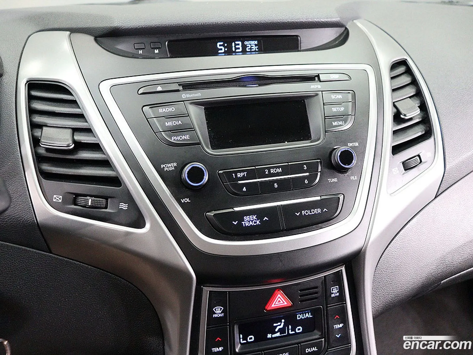 Hyundai Elantra 2015 — 9