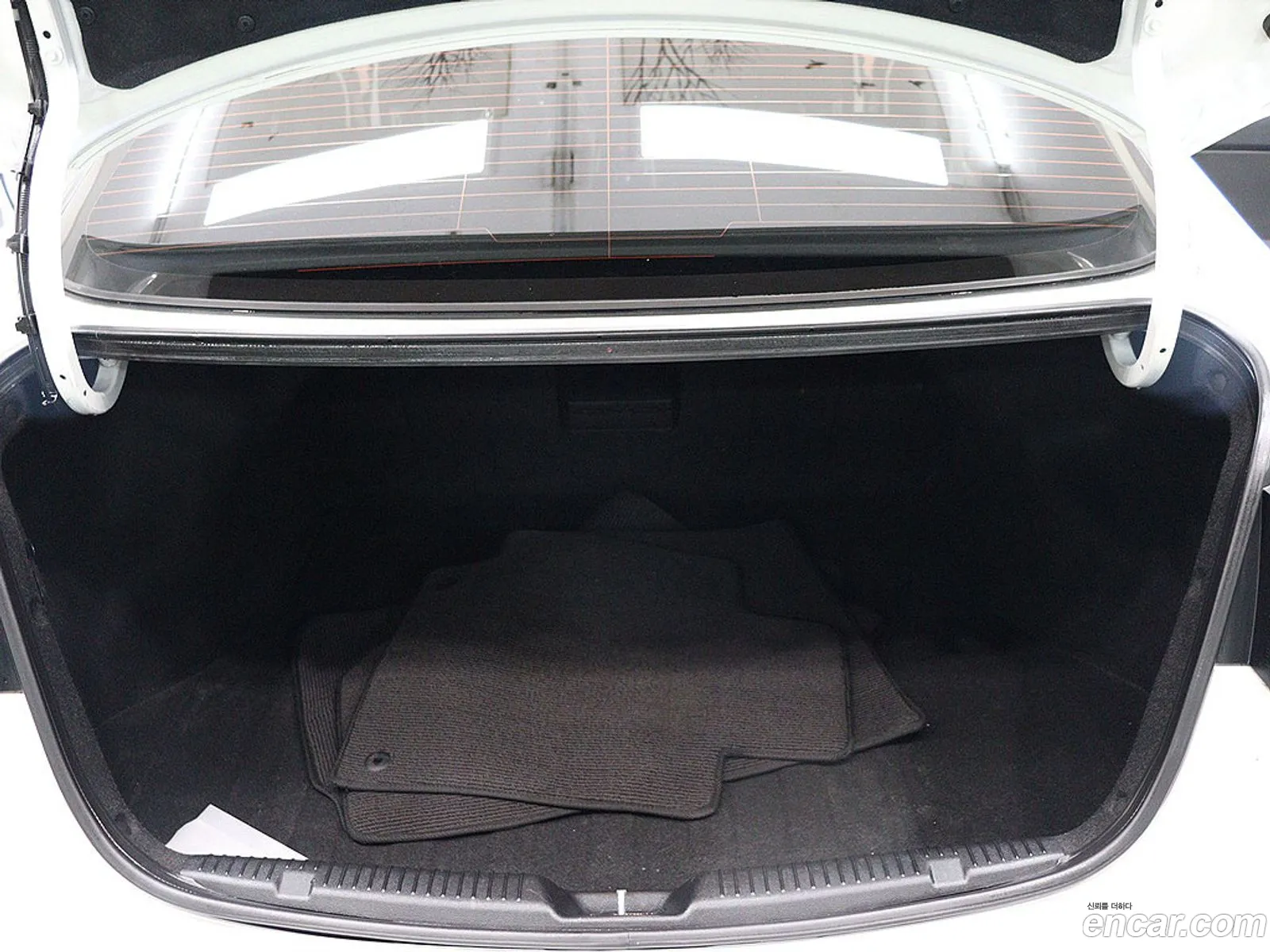Hyundai Elantra 2015 — 14