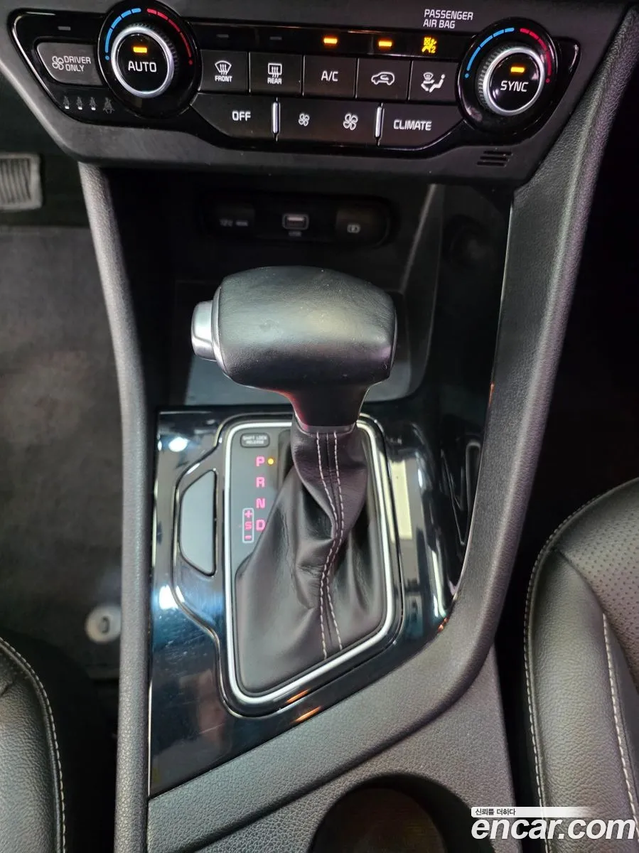 Kia Niro 2019 — 18