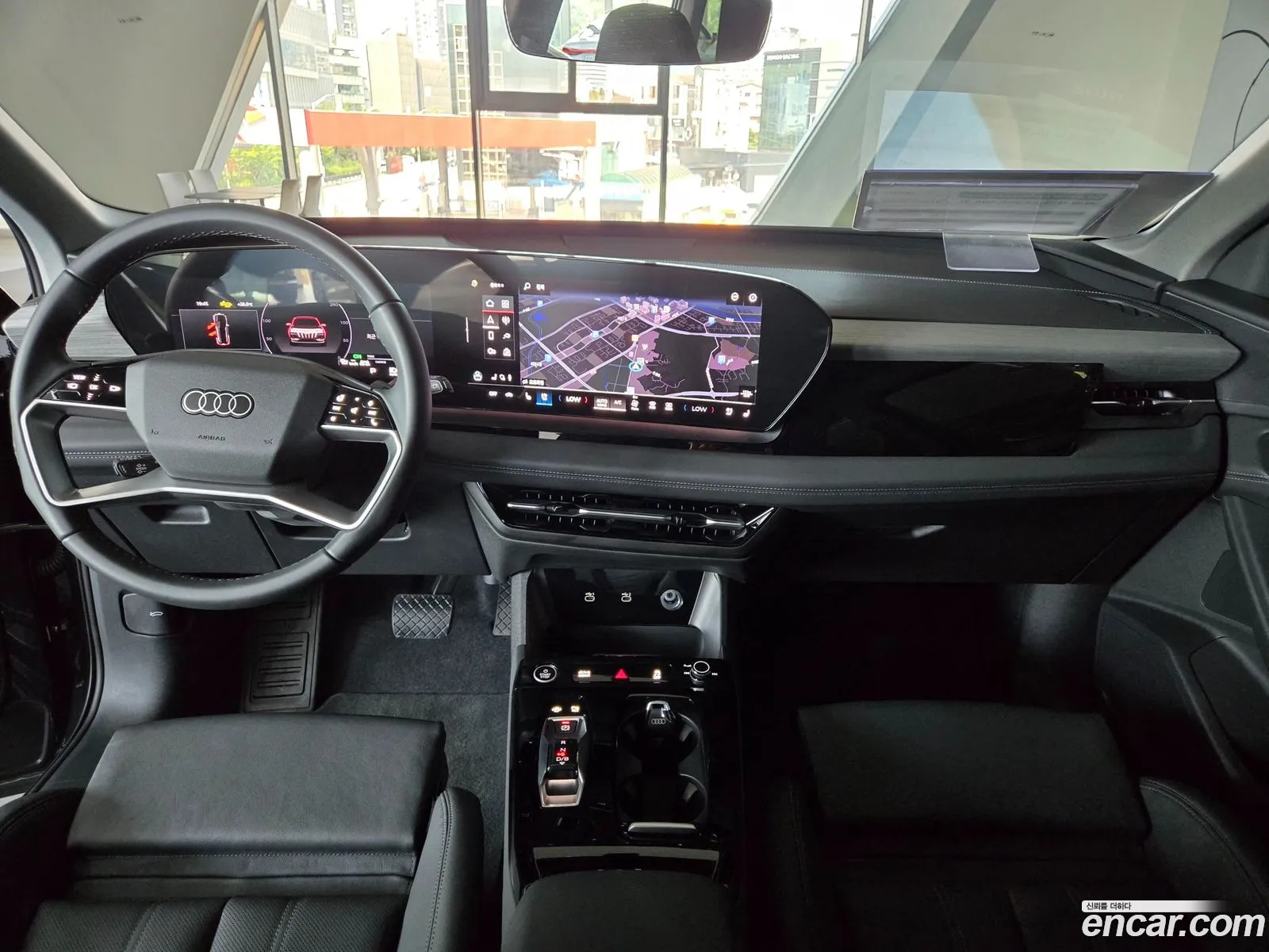 Audi Q6 e-tron 2025 — 6