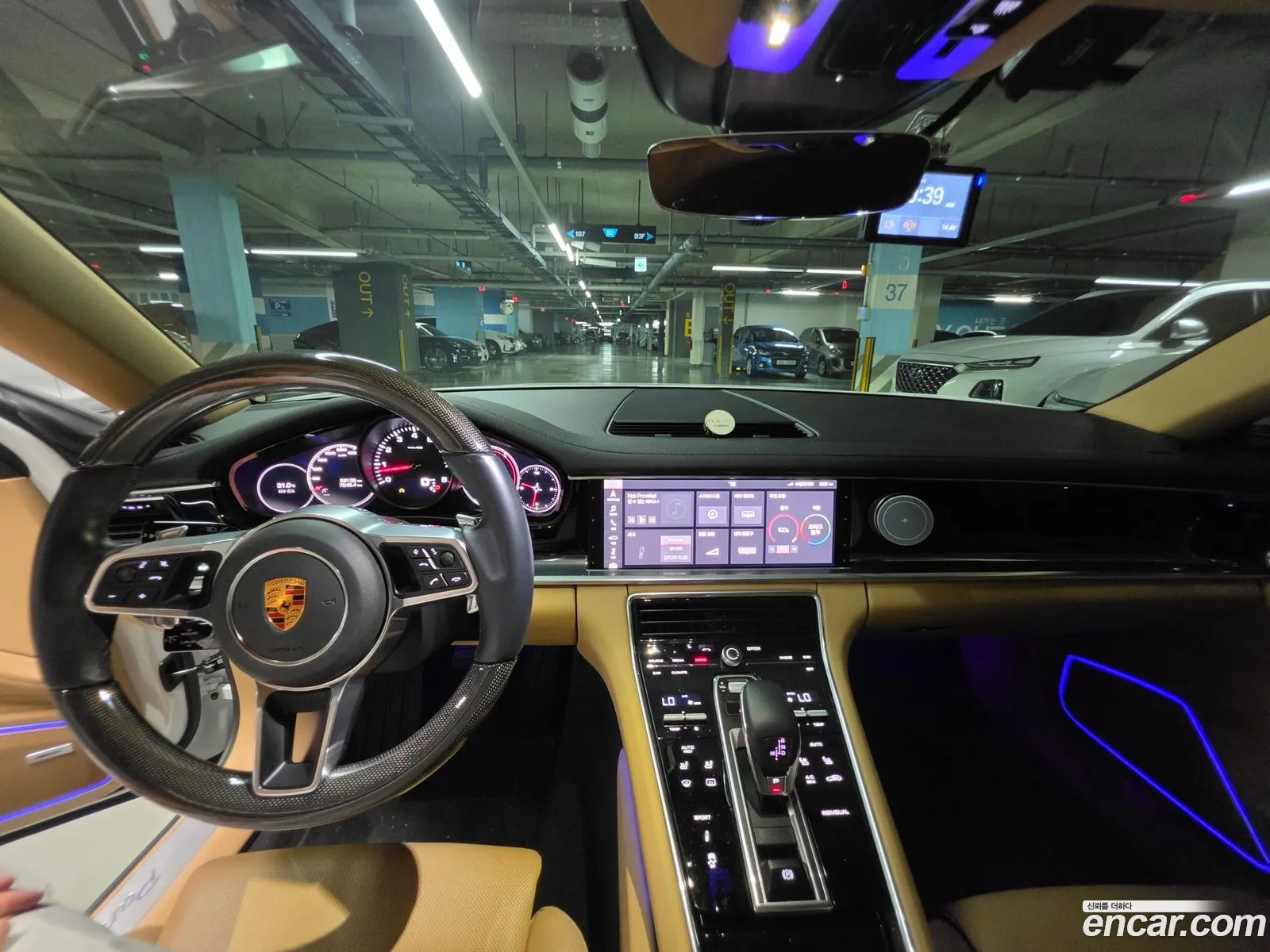 Porsche Panamera 2018 — 12