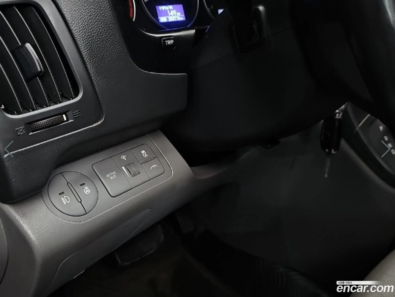 Hyundai Grand Starex 2018 — 17